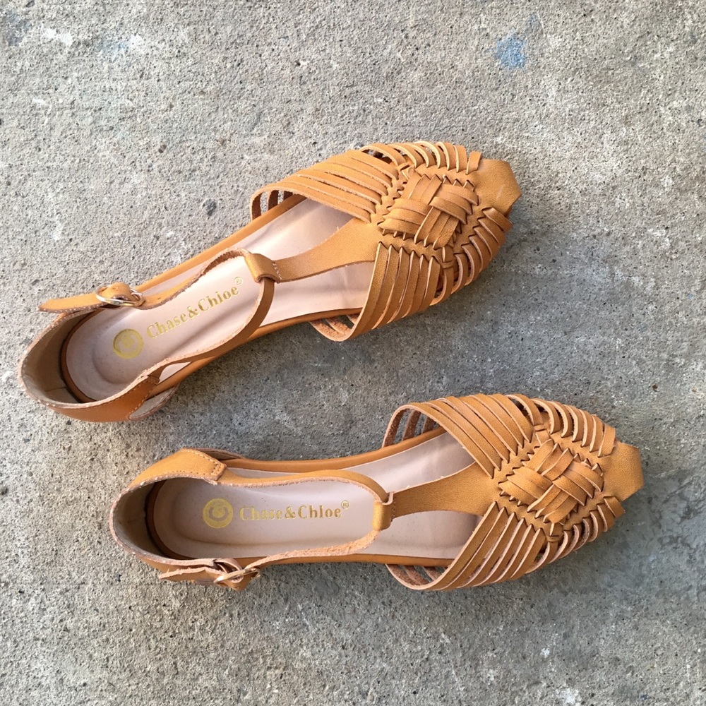 🆕 Listing!  Chase & Chloe | 'Lena' Sandals
